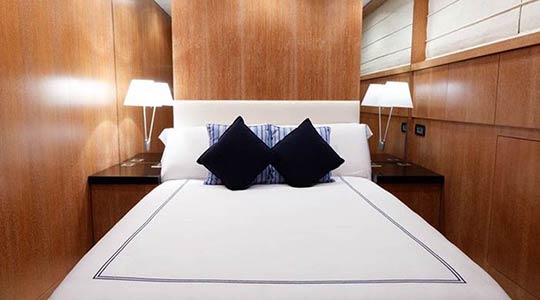 Charter Yacht Eva Double Cabin