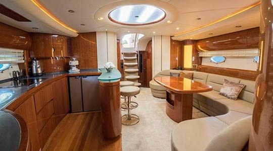 Charter Yacht Everyday Salon
